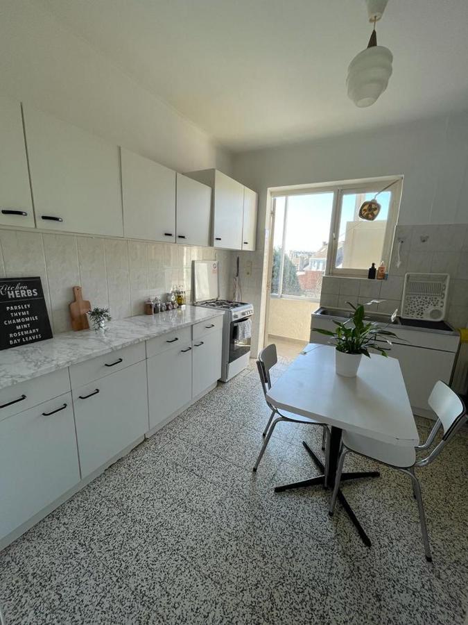בריסל Appartement Dans Un Beau Quartier A Anderlecht מראה חיצוני תמונה